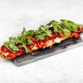 Zapiekanka Ola Espaniola