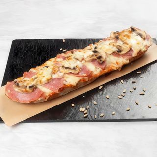 Zapiekanka Bułka w Kółka