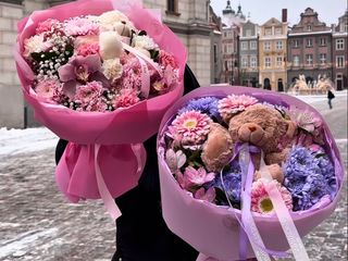 Bukiet instagramowy ze słodkim misiem