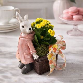 Wielkanocna ozdoba z kwiatem