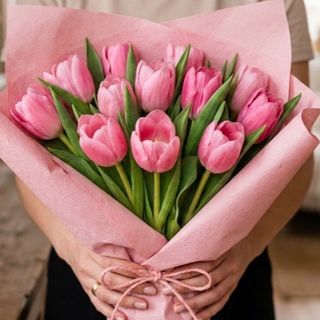 Bukiet 11 słodkich tulipanów