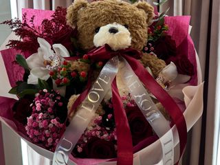 Bukiet miłosny z misiem XL