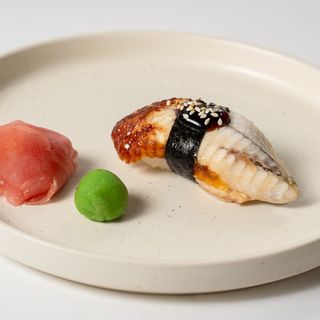 Nigiri z węgorzem 1 szt