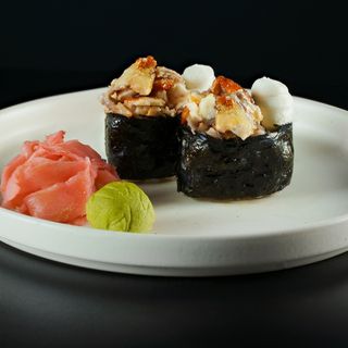 Gunkany z węgorzem i serkiem 