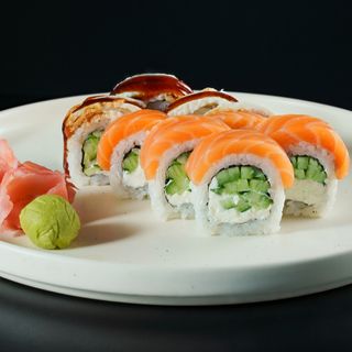 Philadelphia mix z łososiem i węgorzem