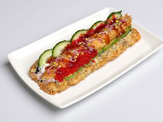 Roll-dog z krewetką tempura