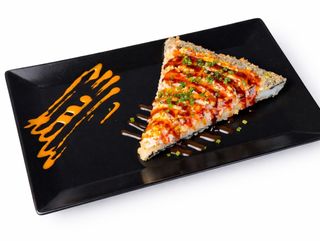 Sushi-pizza z krewetkami