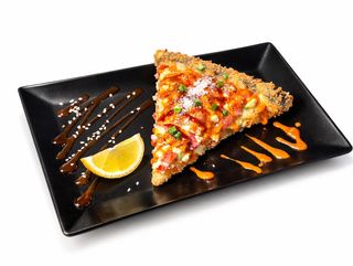 Sushi-pizza z łososiem