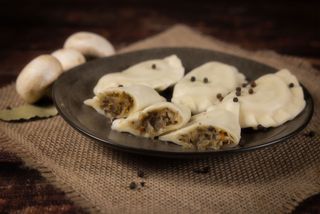 Pierogi z kapustą i grzybami