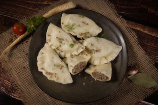 Pierogi z kaczką i kaszą gryczaną
