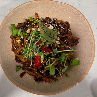 Udon z krewetkami w sosie teriyaki