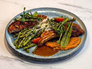 Żeberka wieprzowe pieczone w sosie BBQ z colą