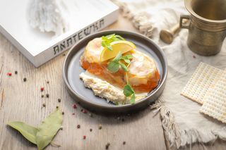 Karp po żydowsku w galarecie