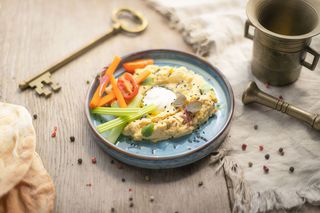 Hummus z pitą izraelską