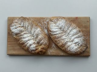 Croissant z maliną