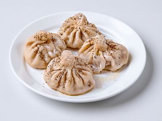 Chinkali ze szpinakiem i serem 6 szt.