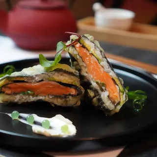 Nigiri sando