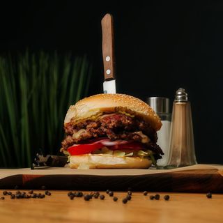 DOUBLE BURGER