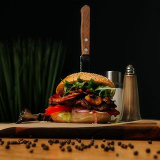 MUSH & EGG BURGER