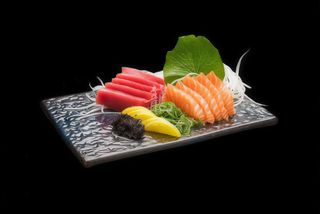 Sashimi z łososia i tuńczyka