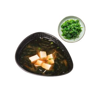 Zupa miso z tofu i wakame z sezamem