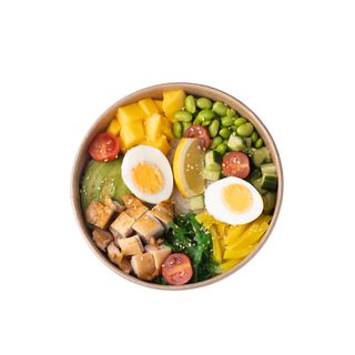 Pokebowl białkowy zastrzyk i z jajkiem