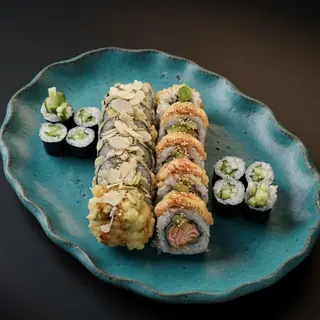Sushi Set 2 / 1 osoba / smażony / 19 szt.