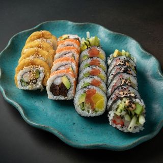 Sushi Set 3 / 2 osoby / mix / 22 szt.