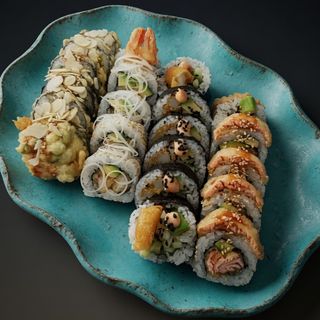Sushi Set 5 / 2 osoby / smażony / 22 szt.