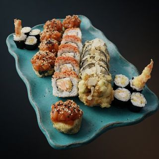 Sushi Set 6 / 2 osoby / mix / 25 szt.