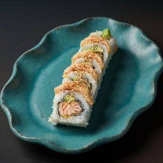 Uramaki Łosoś Tempura 5 szt.