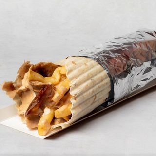 Kebab z frytkami średni