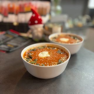 Krem z pomidorów pelati