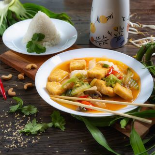 64. Tofu słodko-kwaśny