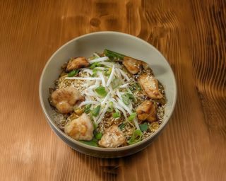 Noodles z kurczakiem