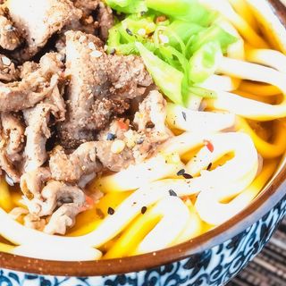 zupa udon z wieprzowiną