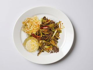 Wołowina z trawą cytrynową