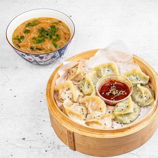 Dim Sum Szpinak Krewetka i Czosnek + Zupa Miso + Sos