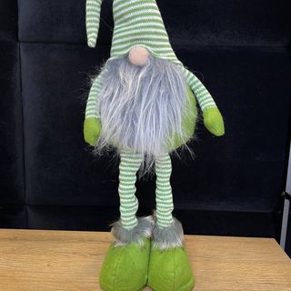 Pluszowy krasnoludek 43 cm.