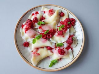 Pierogi z malinami 12 szt