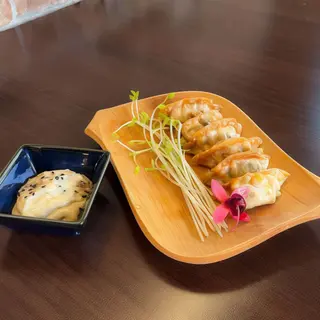 Pierożki gyoza vege 6szt