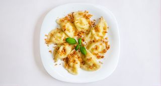 Pierogi słowiańskie 8 sztuk 