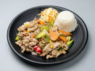 Kurczak w sosie pięciu smaków