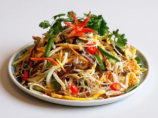 Makaron sojowy z warzywami 