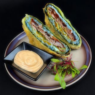 Kanapka w panko z wieprzowiną (2 szt.)