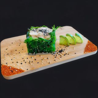 Sałatka goma wakame z sosem sezamowym