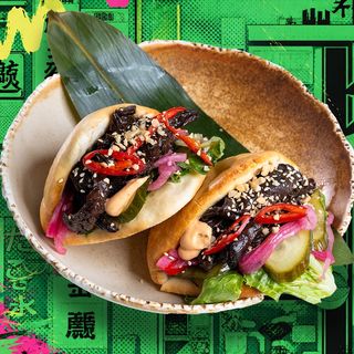 BEEF SPICY BAO