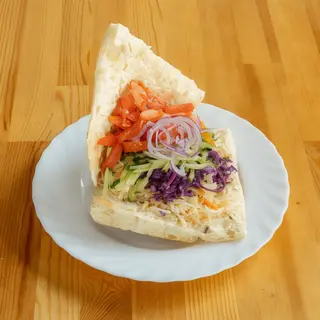 Kebab w bułce wegetariański mały