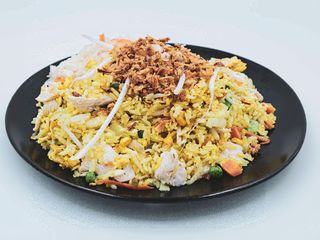 Ryż smażony z kurczakiem