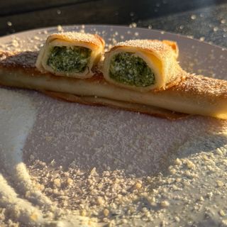 Naleśniki z soczewicą i czerwoną fasolą